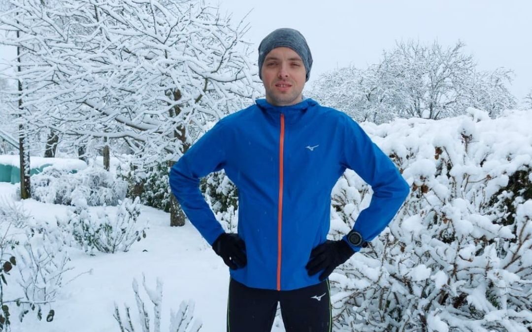 Kā ģērbties skriešanai ārā, kad ir -5 līdz +1 °C?